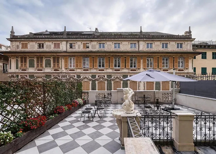 Via Emilio Bensa - Le Di Bart 제노바