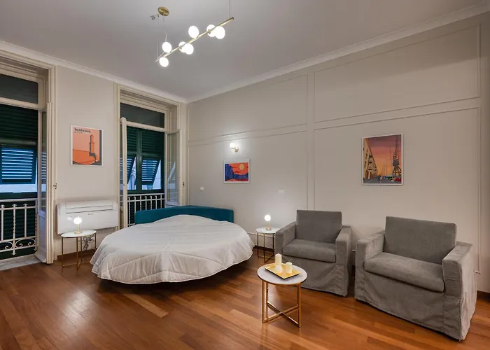 Via Emilio Bensa - Le Di Bart 제노바